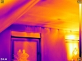 Thermografie Abkühlung durch einströmende Luft im Bereich der Gaubenfenster